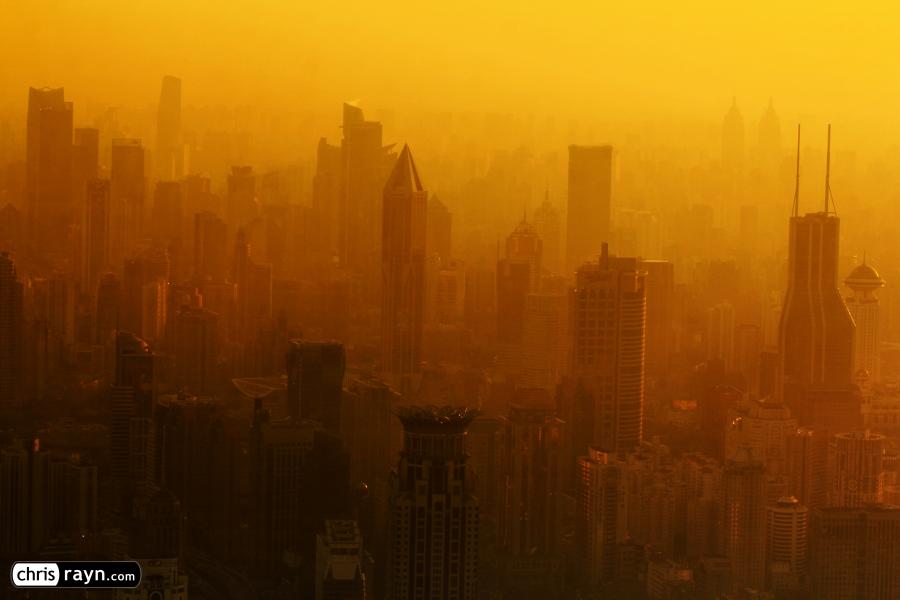 Shanghai skyscrapers fade into smog as pollution peaks